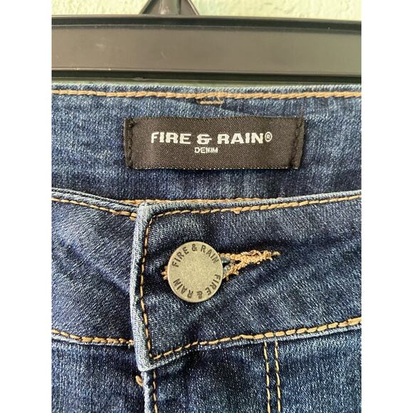 FIRE & RAIN Women’s Size 22 Denim Flare Leg Jeans New Wit Tags 37x29 - Picture 4 of 4